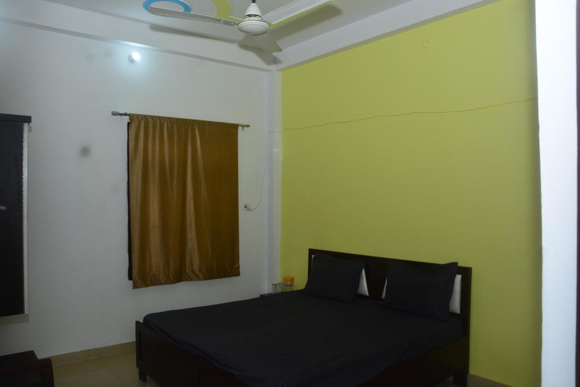 Hotel Chandrasha Villa Ayodhya Dham Ram Mandir 600 Meter Exteriör bild
