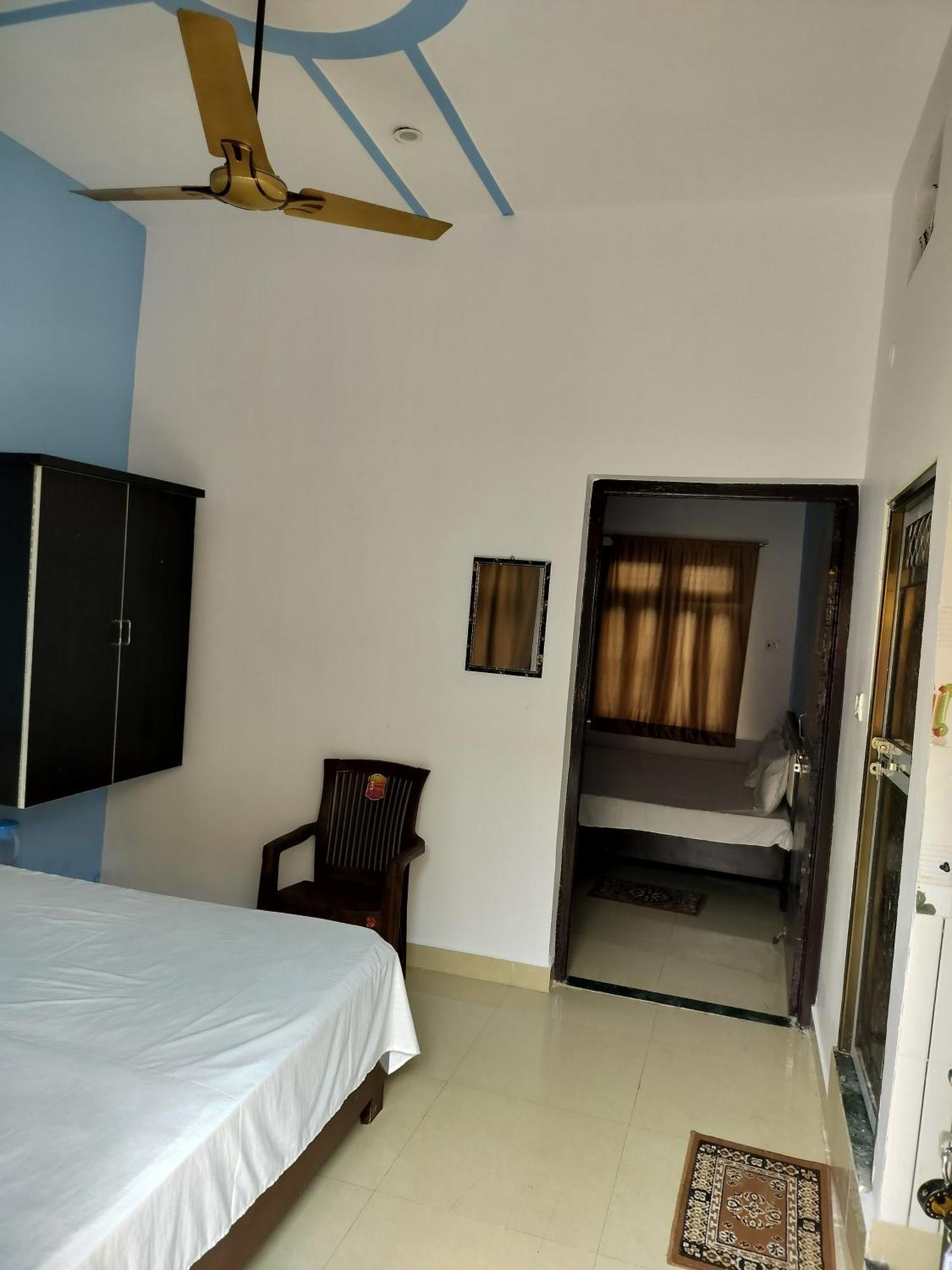 Hotel Chandrasha Villa Ayodhya Dham Ram Mandir 600 Meter Exteriör bild