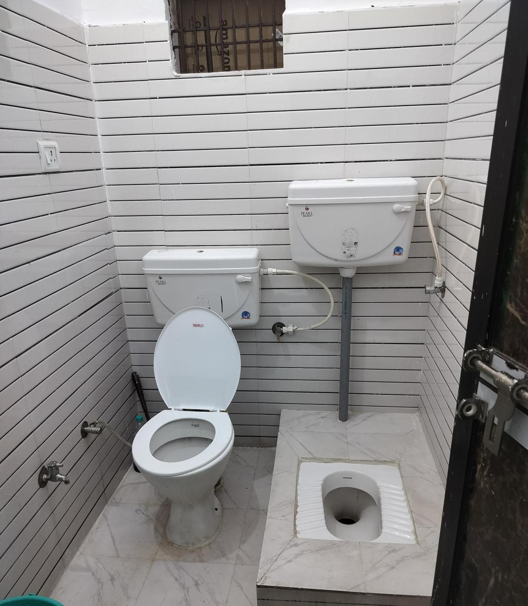 Hotel Chandrasha Villa Ayodhya Dham Ram Mandir 600 Meter Exteriör bild